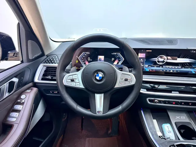 BMW X5 — Фото автомобиля 14
