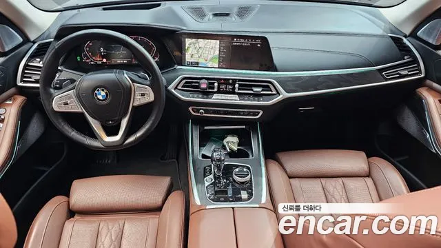 BMW X7 — Фото автомобиля 7