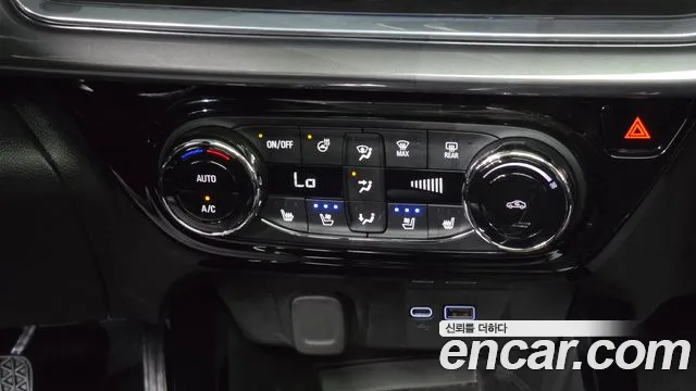 ChevroletGMDaewoo Trax Trax Кроссовер — Фото автомобиля 24