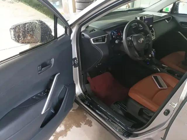 Toyota Corolla Cross — Фото автомобиля 15