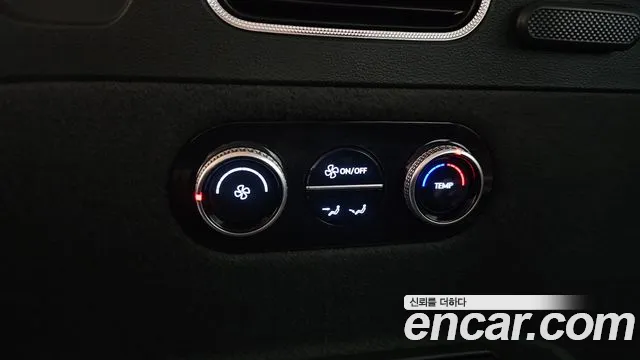 Genesis GV80 2.5T Бензин 2WD — Фото автомобиля 28
