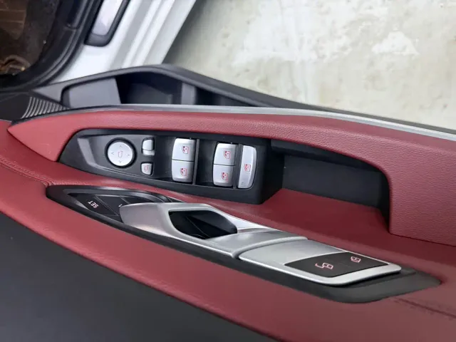 BMW 3 Series — Фото автомобиля 10