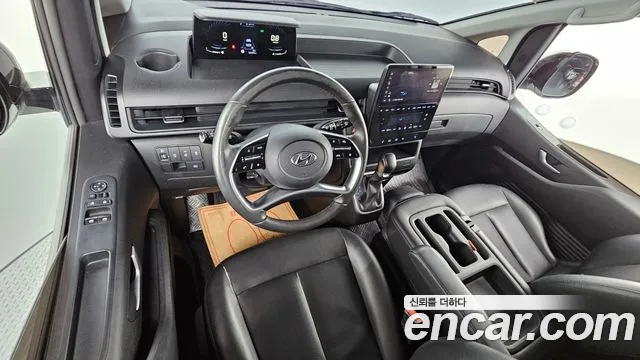 Hyundai Staria Staria Карго 3 места — Фото автомобиля 3
