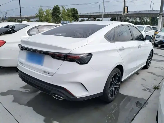 Geely Binrui — Фото автомобиля 6