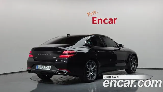 Genesis G70 — Фото автомобиля 2