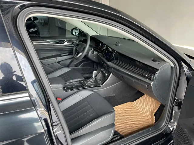 Volkswagen Passat — Фото автомобиля 24