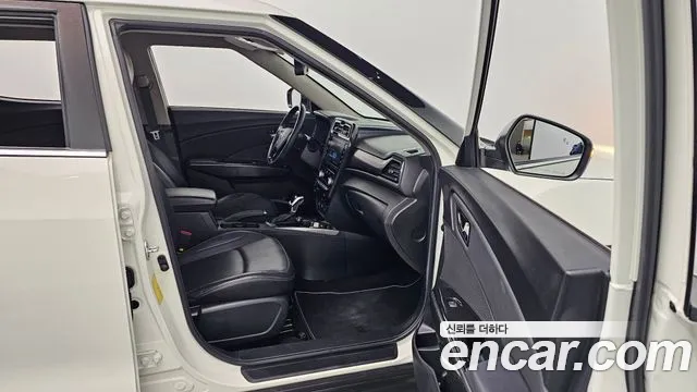 KG_Mobility_Ssangyong TIBOLI Very New Tivoli Бензин 1.5 2WD — Фото автомобиля 10