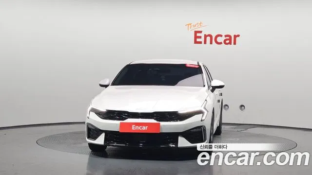 Kia K5 Новый K5 3 поколение 2.0 LPi(Для проката) — Фото автомобиля 3