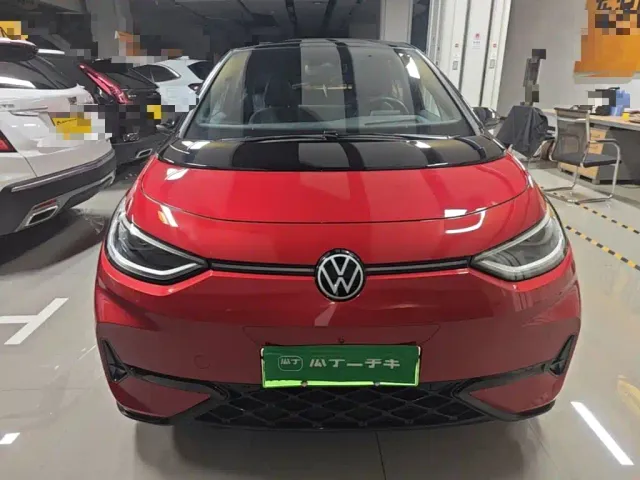 Volkswagen ID.3 — Фото автомобиля 2