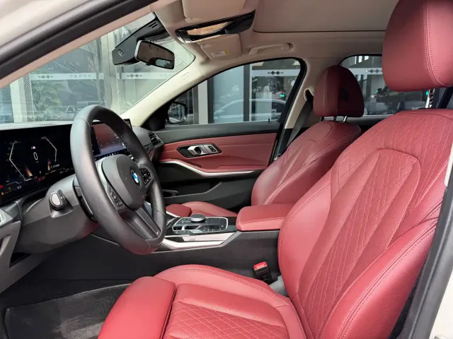 BMW 3 Series — Фото автомобиля 5