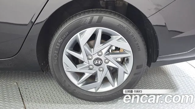 Hyundai AVANTE Smart — Фото автомобиля 21