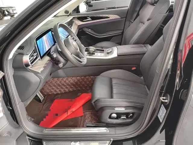 Hongqi H9 — Фото автомобиля 14