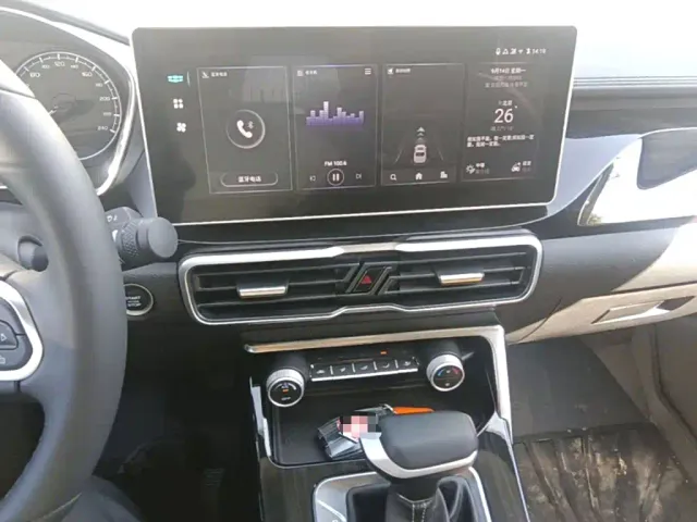 Geely Binyue — Фото автомобиля 17