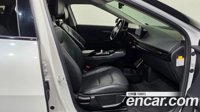 Kia EV6 — Фото автомобиля 17