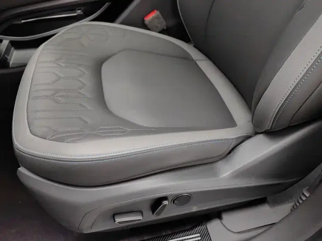 Ford Edge — Фото автомобиля 20