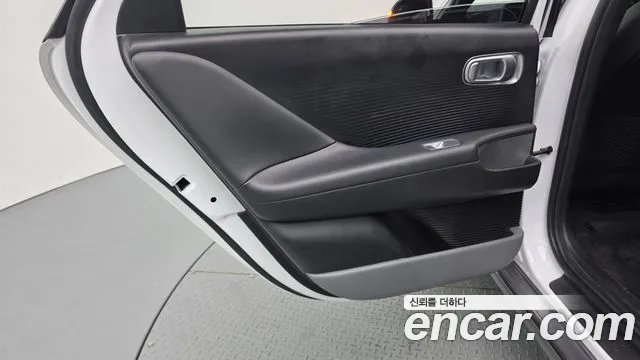 Hyundai Ioniq6 — Фото автомобиля 23