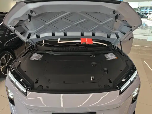 Nio ET5 Touring — Фото автомобиля 19