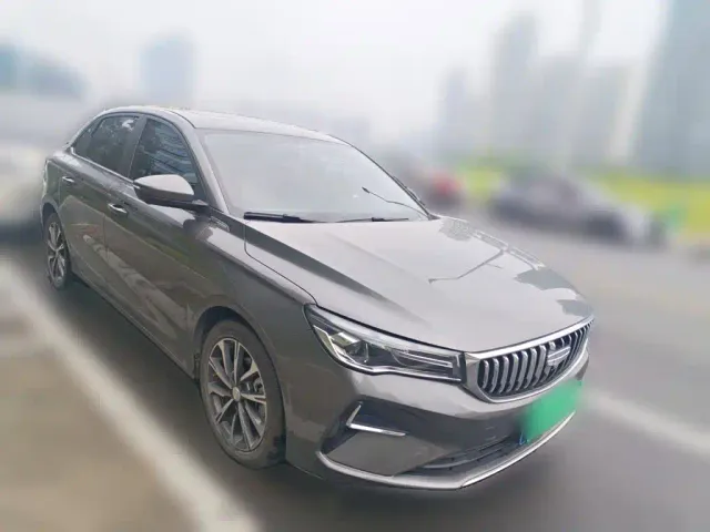Geely Emgrand — Фото автомобиля 23