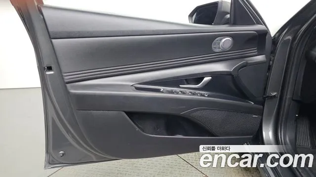 Hyundai Avante CN7 — Фото автомобиля 13
