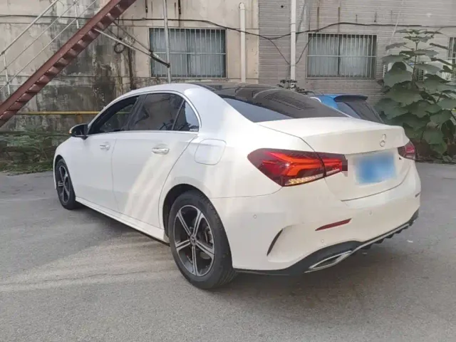 Mercedes-Benz A-Class — Фото автомобиля 4