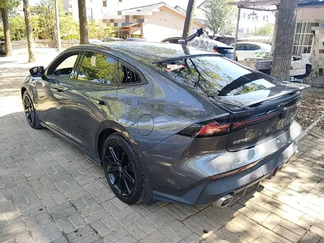 Changan UNI-V — Фото автомобиля 4