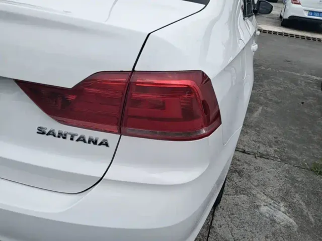 Volkswagen Santana — Фото автомобиля 7