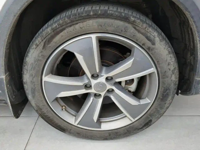 Geely Haoyue L — Фото автомобиля 6