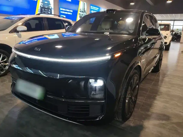 Фотография автомобиля — Li Auto L9
