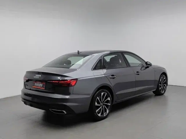 Audi A4L — Фото автомобиля 2