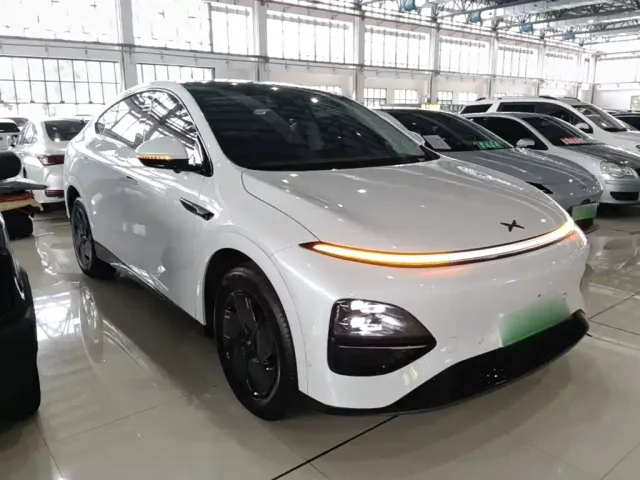 Xpeng G6 — Фото автомобиля 3