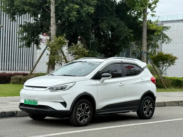 Фотография автомобиля — BYD Yuan Pro