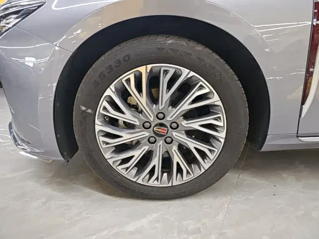 Hongqi H5 — Фото автомобиля 22