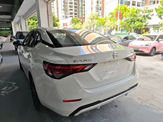 Nissan Sylphy — Фото автомобиля 4