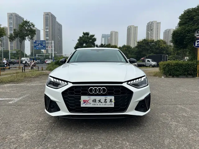 Audi A4L — Фото автомобиля 2