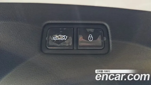 Genesis GV70 2.5T Бензин AWD — Фото автомобиля 16