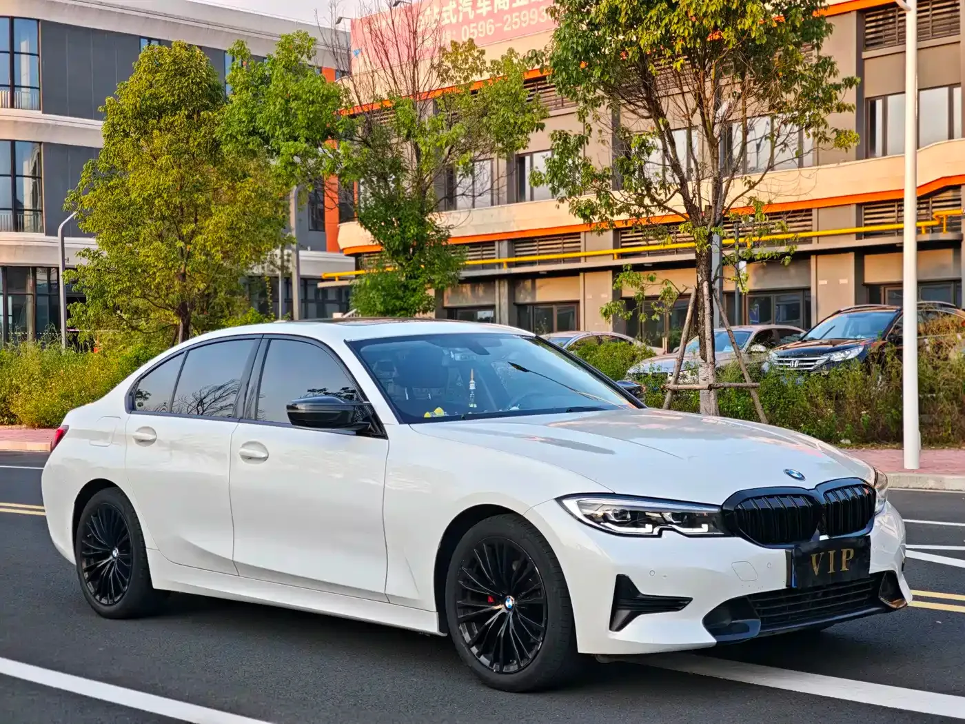 BMW BMW 3 Series 2022 320i Sport Package — Фото автомобиля 3