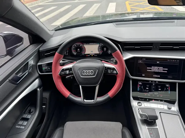 Audi A6L — Фото автомобиля 11