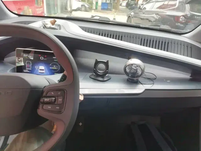 Wuling NanoEV — Фото автомобиля 12