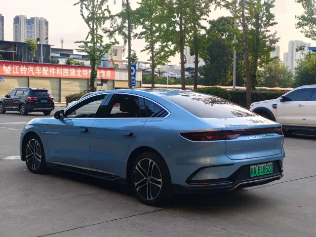 BYD Han — Фото автомобиля 16