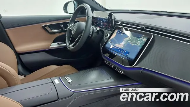 Mercedes-Benz E-Class — Фото автомобиля 8