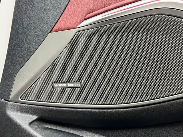 BMW 3 Series — Фото автомобиля 12