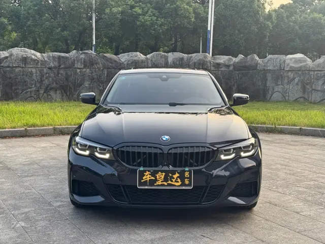 BMW 3 Series — Фото автомобиля 2