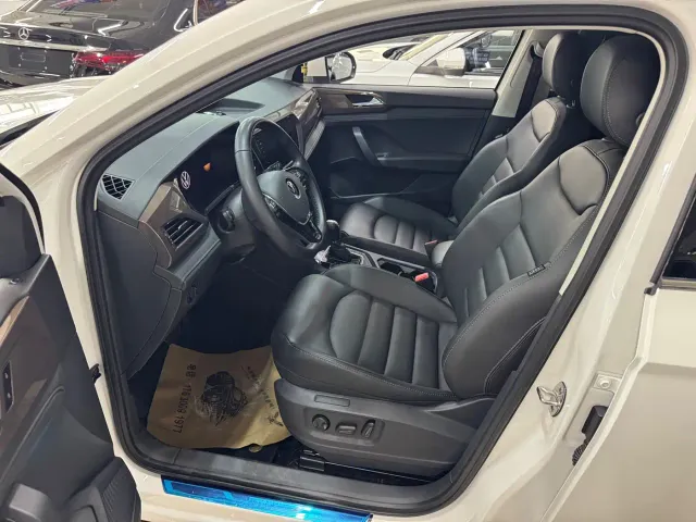 Volkswagen Tharu — Фото автомобиля 4