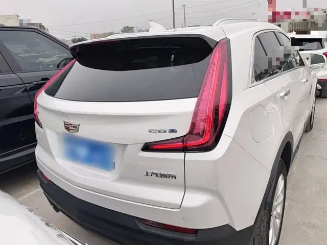 Cadillac XT4 — Фото автомобиля 5