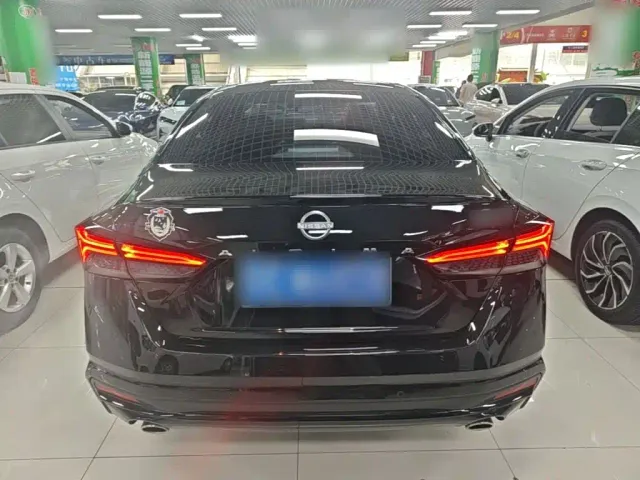 Nissan Teana — Фото автомобиля 5