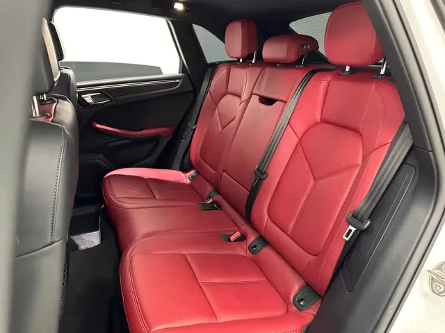 Porsche Macan — Фото автомобиля 26