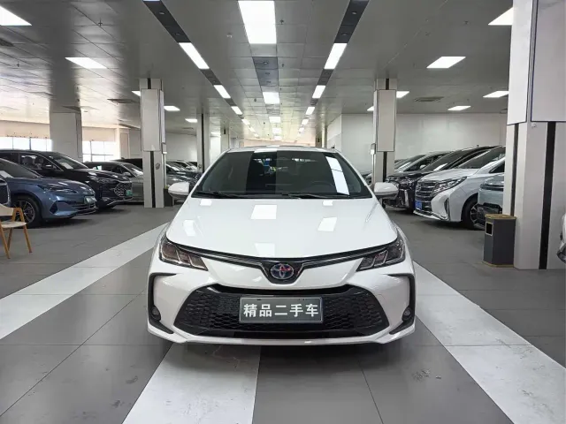 Toyota Corolla — Фото автомобиля 3