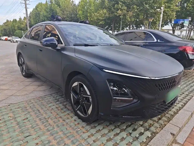 Wuling Starlight — Фото автомобиля 3