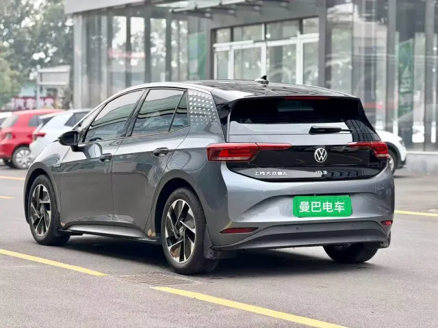 Volkswagen ID.3 — Фото автомобиля 7