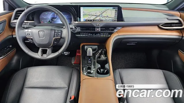 Toyota Crown — Фото автомобиля 10